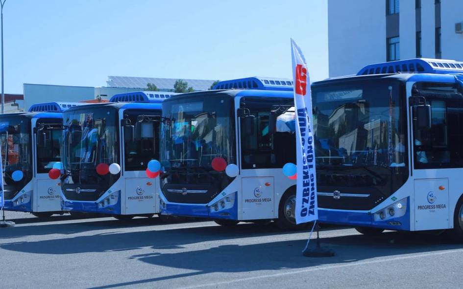 В этом году на улицах Бухары появятся 175 новых автобусов Бухара