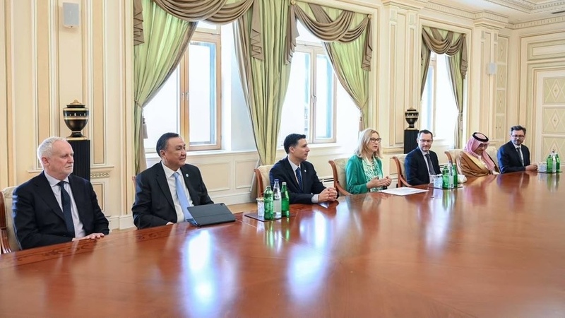 President Ilham Aliyev receives OTS Secretary General Omuraliev