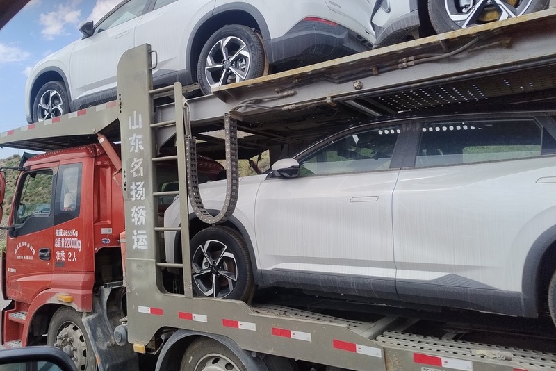 Kyrgyzstan imports over 3,200 electric vehicles from China in June