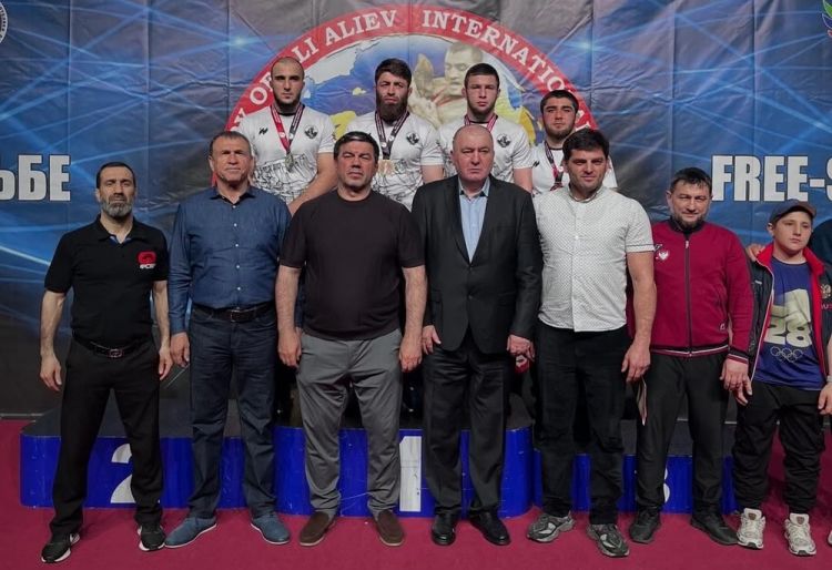 Two-time Russian wrestling champion Malik Shavaev wins gold for Kyrgyzstan