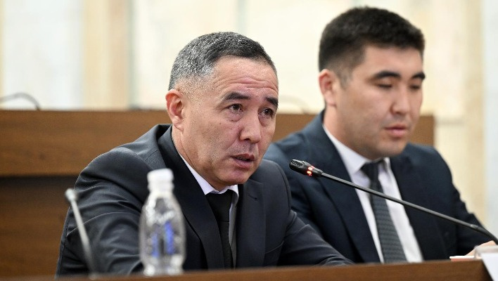 Жогорку Кенеш избрал судью Верховного суда