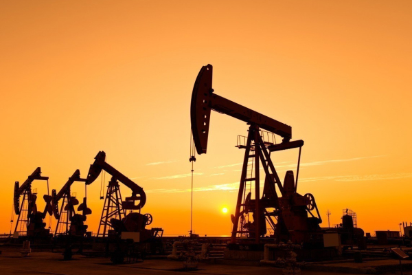 Нефть растет
