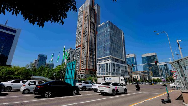 Перекрестки Ташкента: фото, где чувствуется ритм современного города