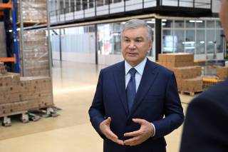 Президент посетил предприятие по производству бытовой и автомобильной химии