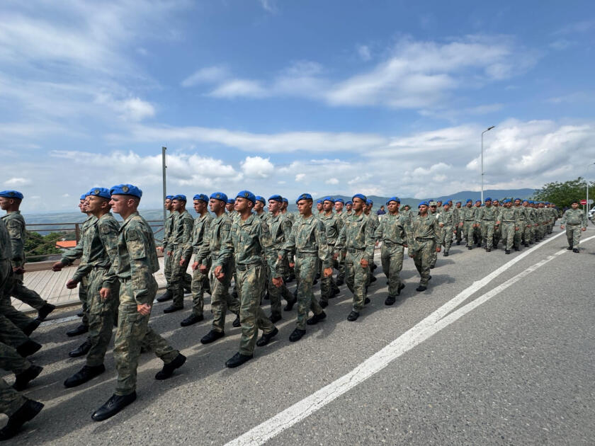 В Лачине состоялось шествие военнослужащих