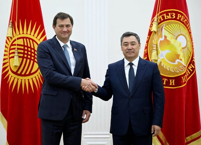 Sadyr Japarov meets with Belarusian Foreign Minister in Cholpon-Ata