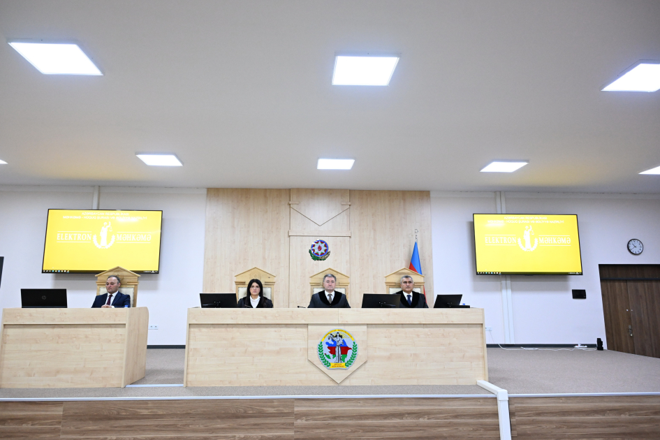 Судебная коллегия Апелляционного суда на заседании по жалобам граждан Армении удалилась на совещание (ФОТО)