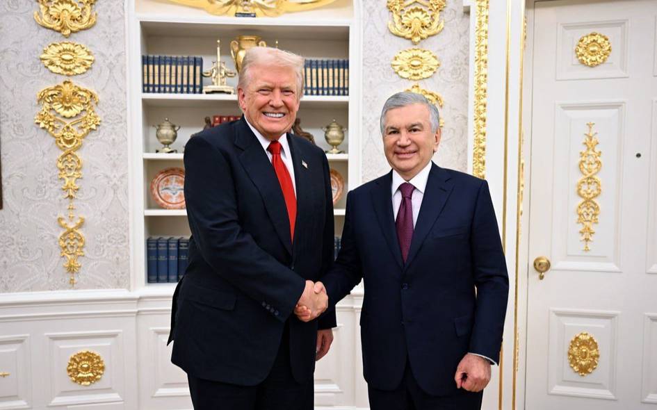 Шавкат Мирзиёев поздравил Трампа с днем рождения Президент подчеркнул, что высоко ценит международные усилия Дональда Трампа, направленные на обеспечение мира и стабильности.
