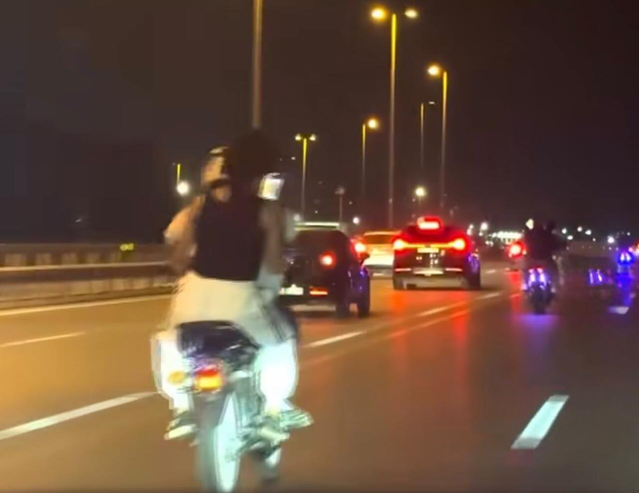Mopedlə avtoxuliqanlıq etdi, həbs olundu