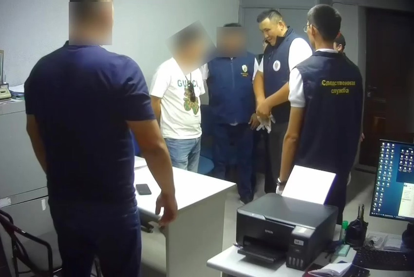 В Бишкеке по подозрению в даче взятки милиционеру задержан иностранец