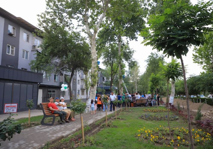 Ten new mini-parks opened in one day in Osh