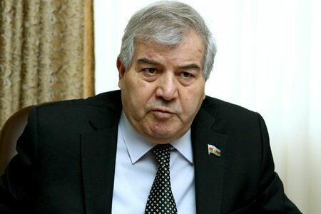 Сабир Рустамханлы награжден орденом "Шараф"