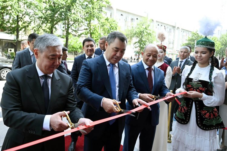 President opens head office of Eldik Bank