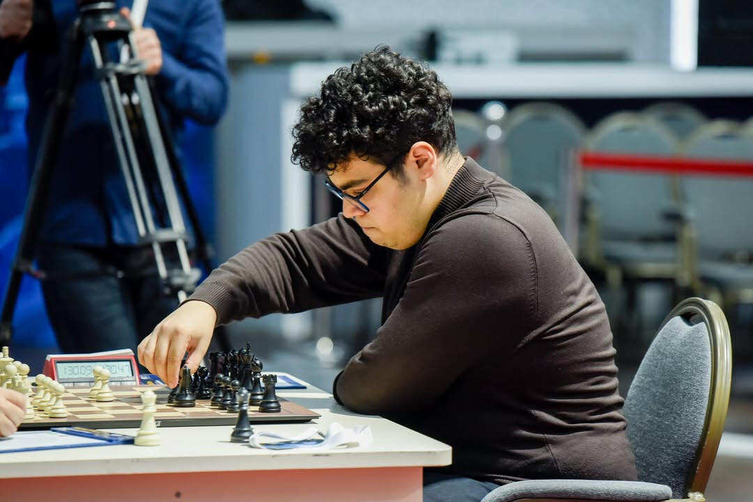 Азербайджанский шахматист вышел в финал триатлона Masters на фестивале в Биле