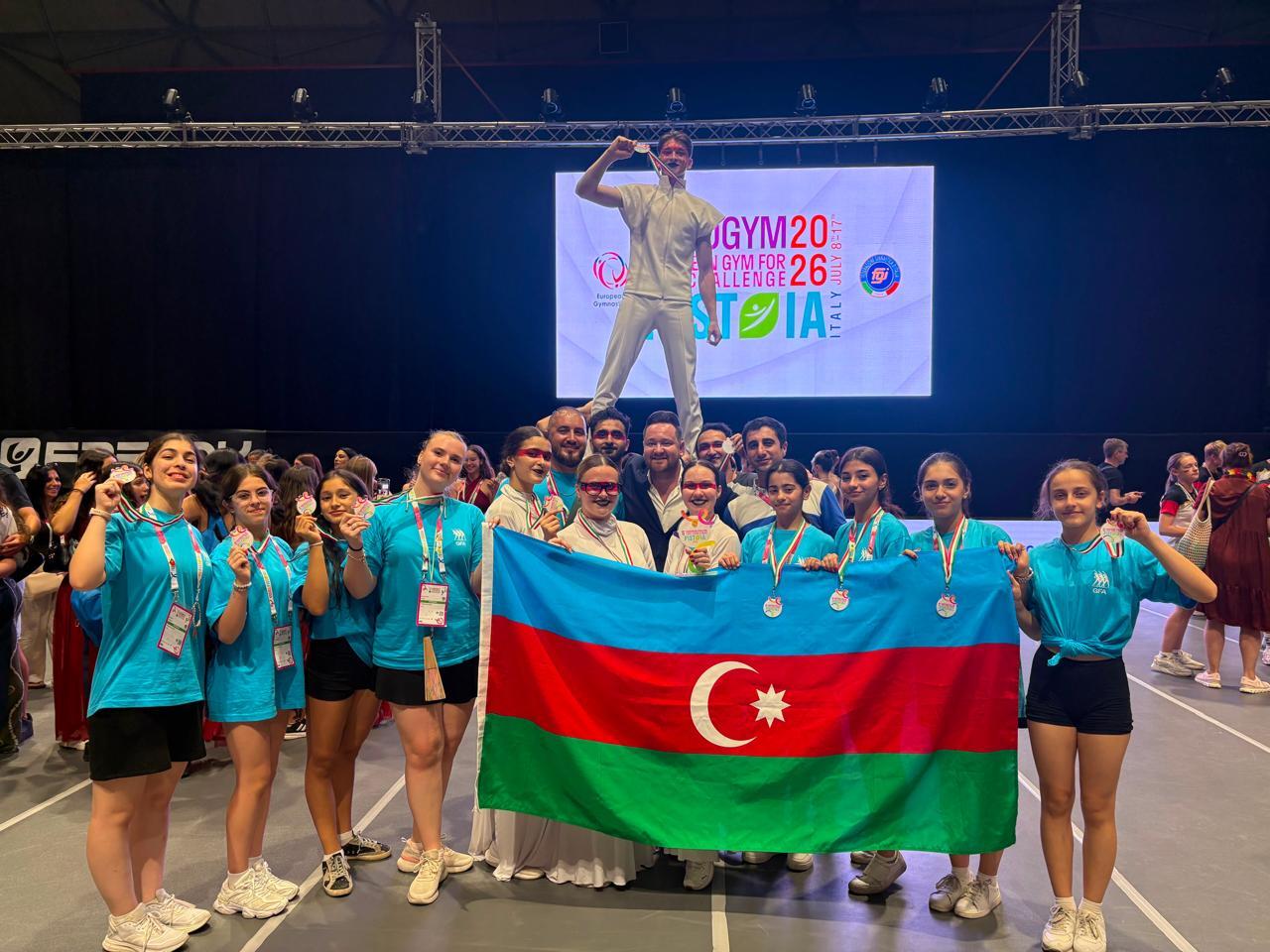 Азербайджанская команда Flame завоевала "золото" на европейском фестивале гимнастики в Италии