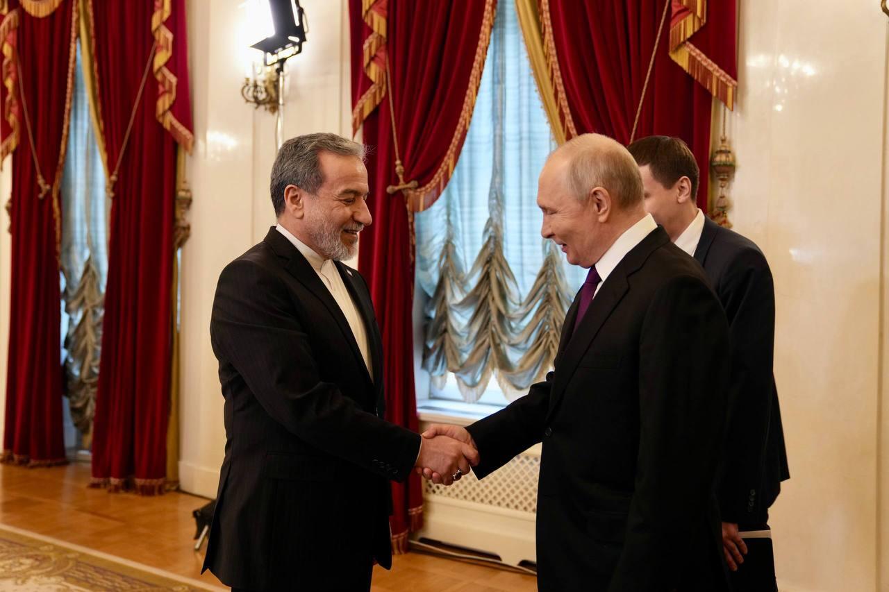 Putin Müctəba Xameneinin mesajına görə təşəkkür etdi