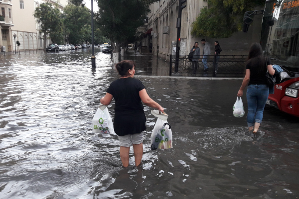 Баку: еще четыре года аномалий…