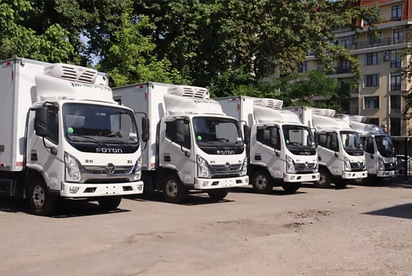 В регионы Кыргызстана передали 10 машин для перевозки медицинских отходов