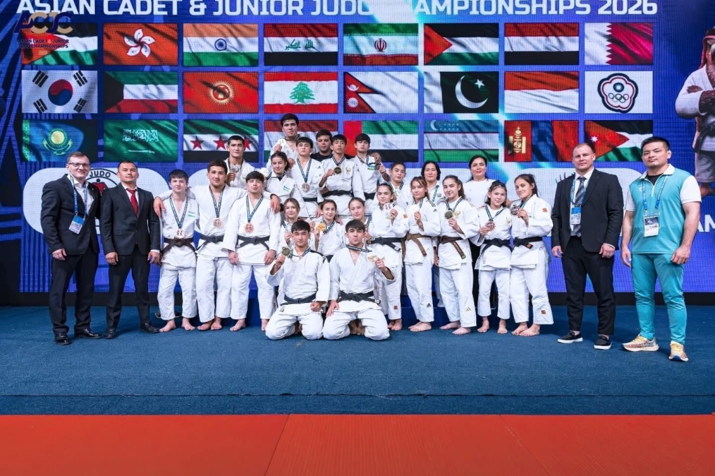 Юношеская сборная Узбекистана по дзюдо выиграла чемпионат Азии
