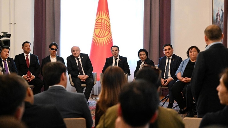 Kyrgyz citizens in Germany ask Parliament members for a yurt to hold cultural events