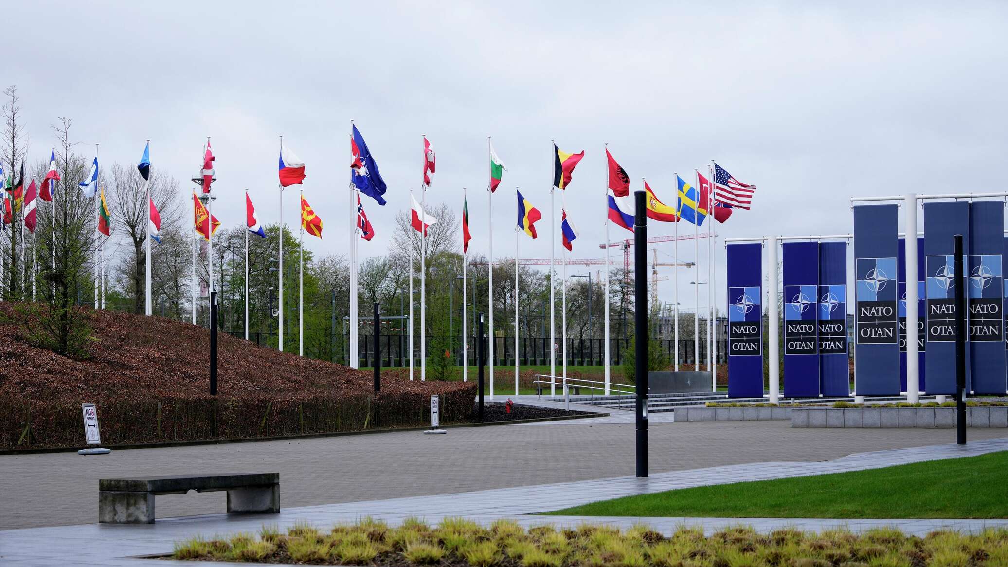 Спикер парламента одной из европейских стран заявил о планах выхода из НАТО