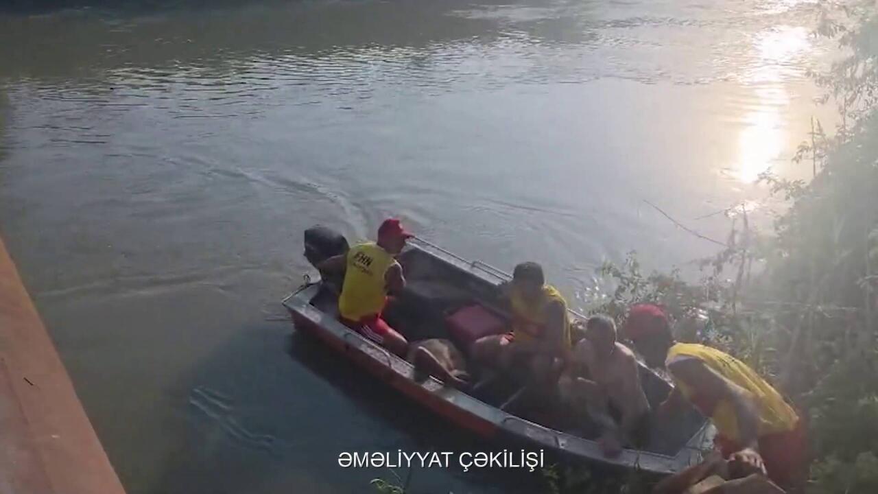Ağcabədidə su kanalına yıxılan şəxs xilas edilib