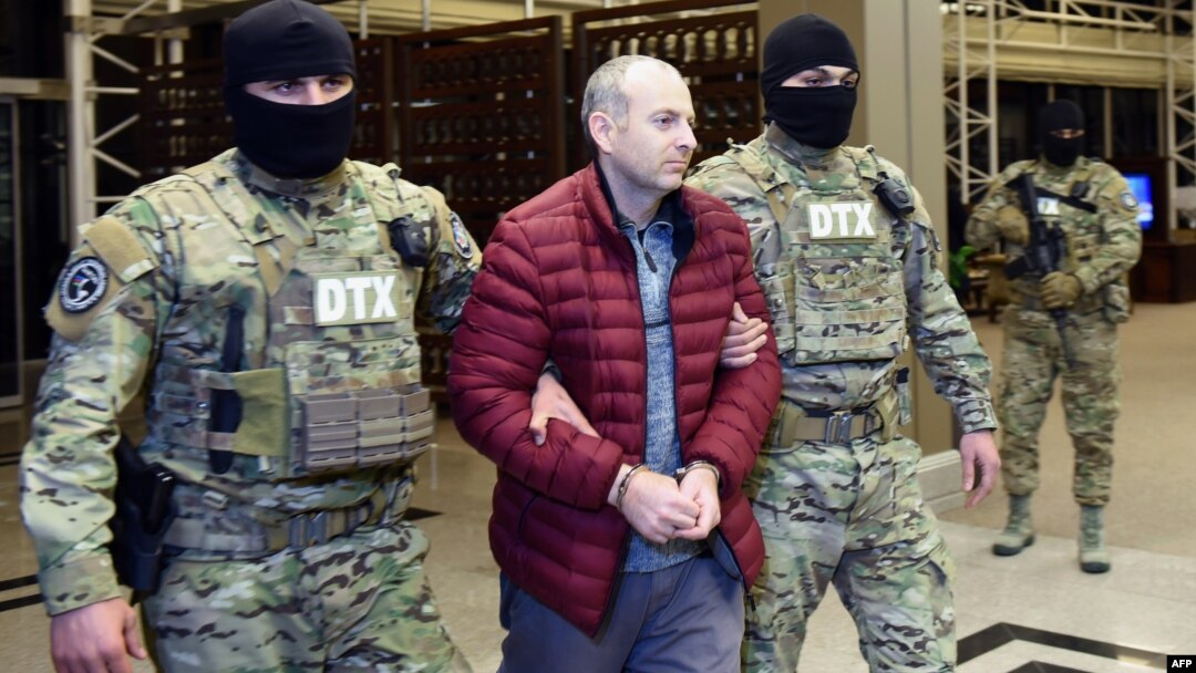 Лапшину запретили въезд в Армению