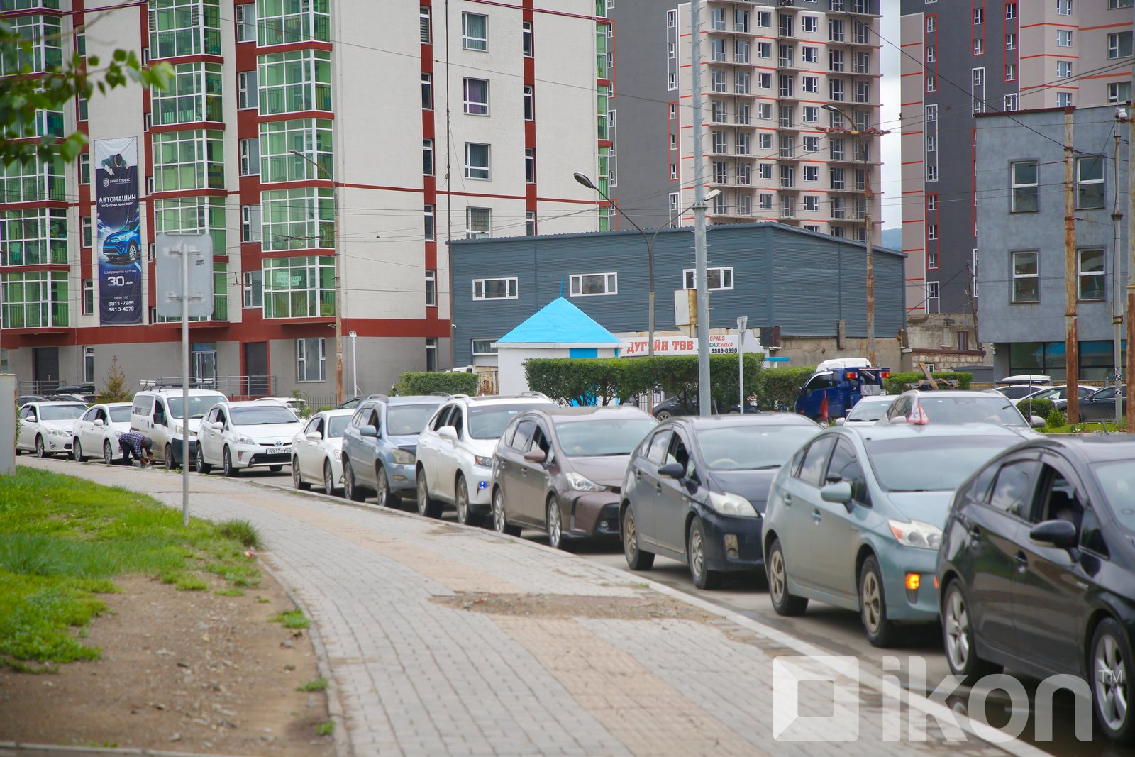 Ойрын гурван өдөрт 97 вагон шатахуун ОХУ-аас орж ирснийг ШТС руу шуурхай тээвэрлэж байна