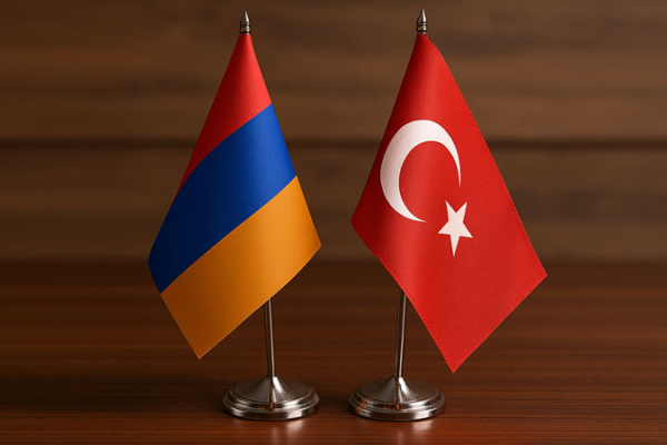 Турки и армяне встретились в Карсе