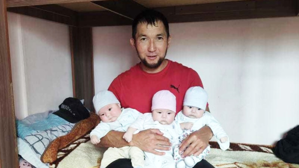 Жизнь в регионах: В роду были двойни, но тройня стала сюрпризом. Как живет семья с 7 детьми на Иссык-Куле