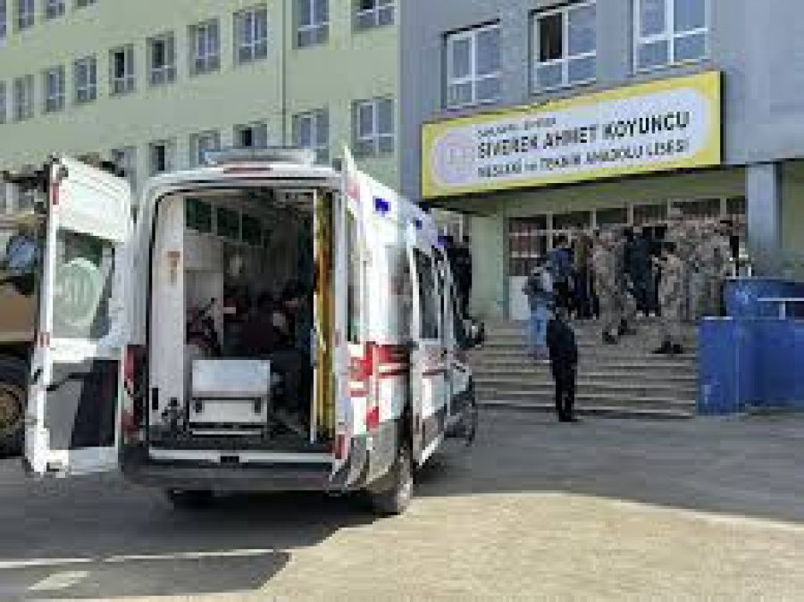 В Турции совершено вооруженное нападение в школу: 16 раненных