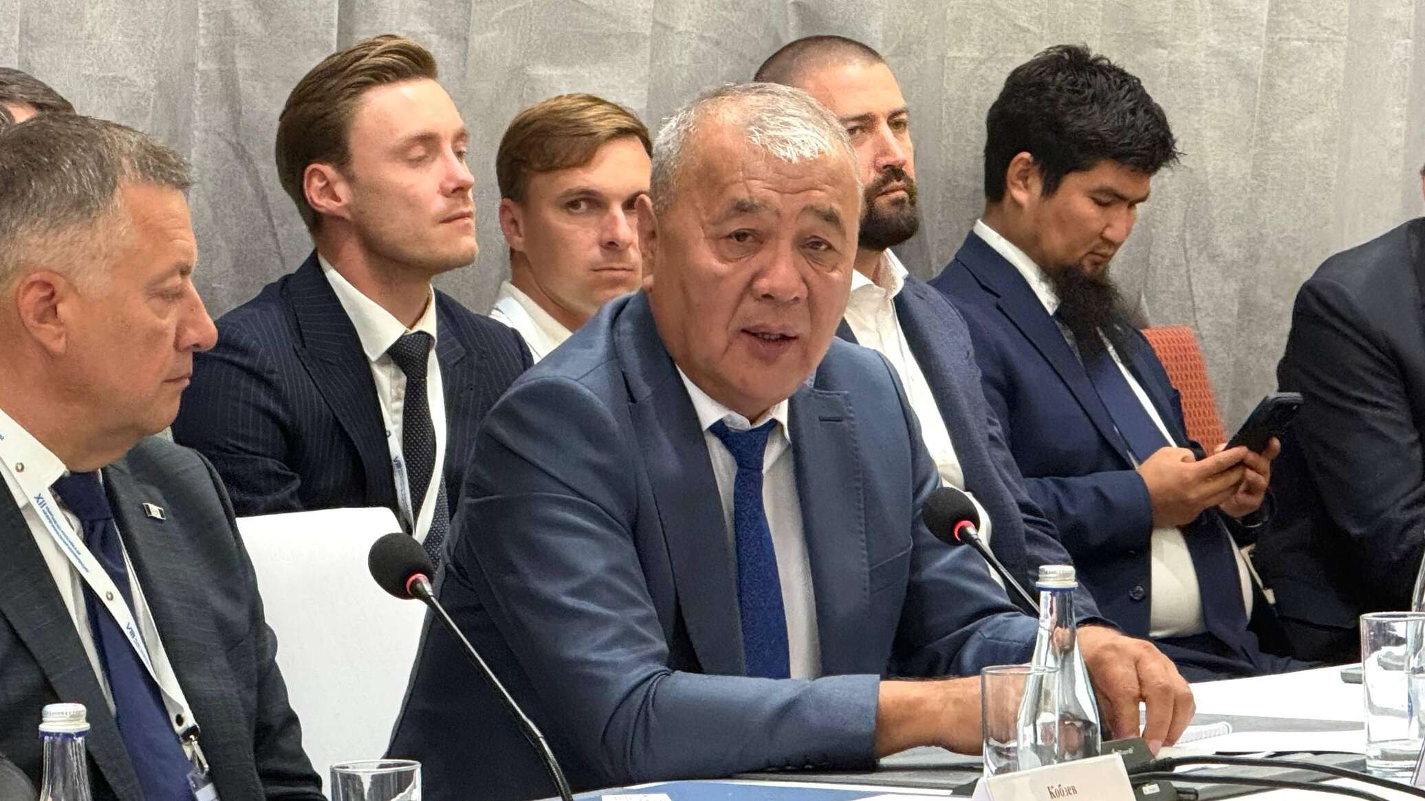 Кенжебаев: Россия — основной покупатель текстиля, произведенного в Оше