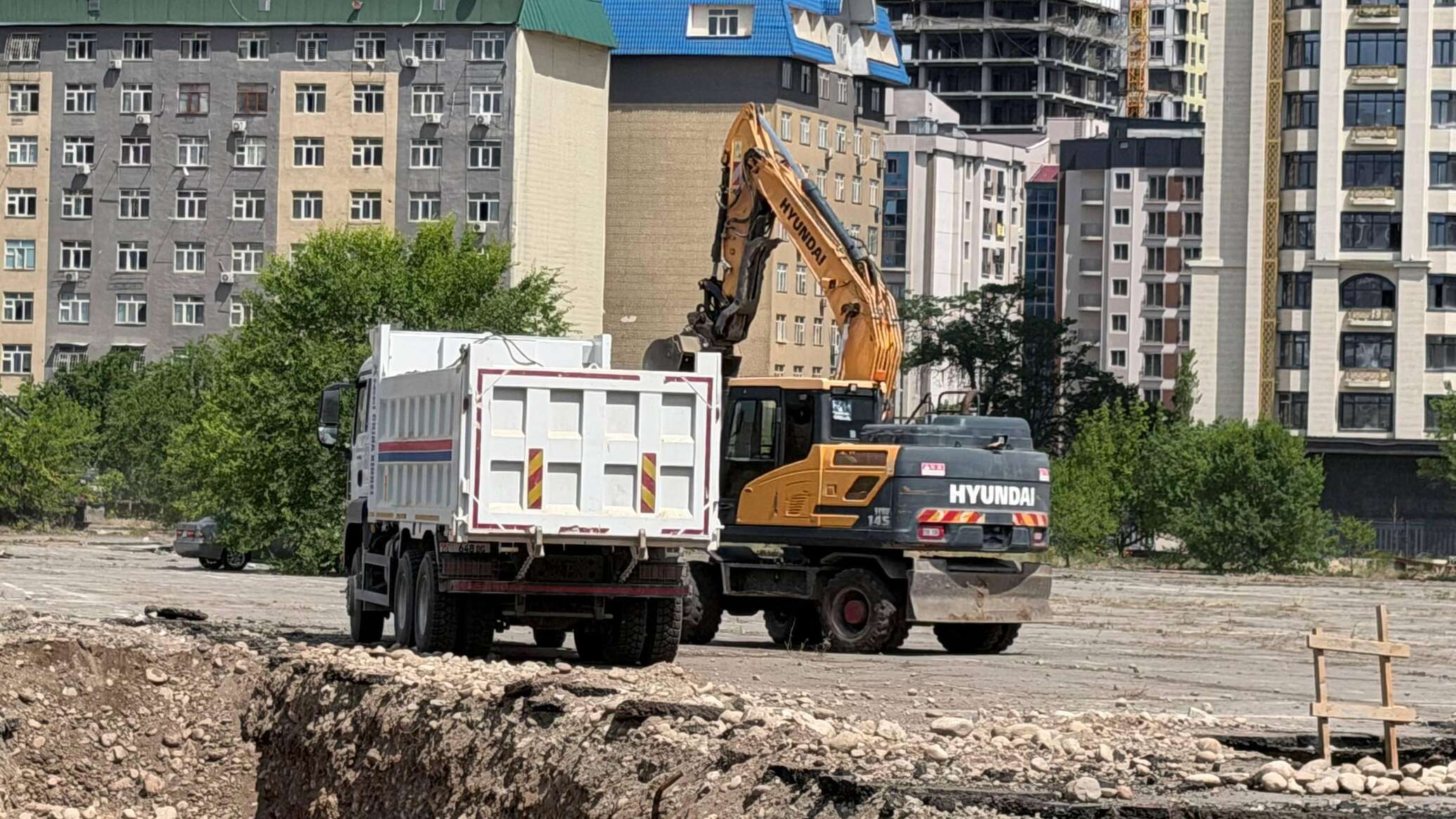 Минстрой приостановил строительство общежития университета "Манас" — причина