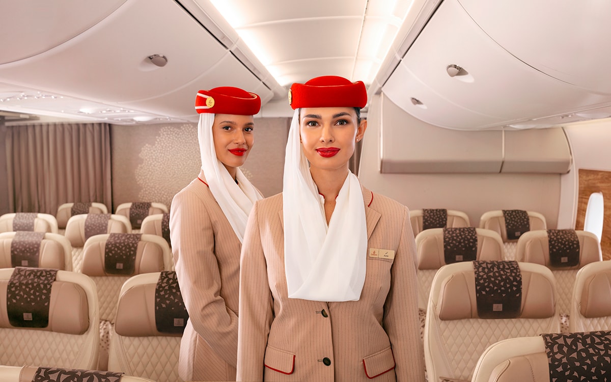 Как стать бортпроводником Emirates