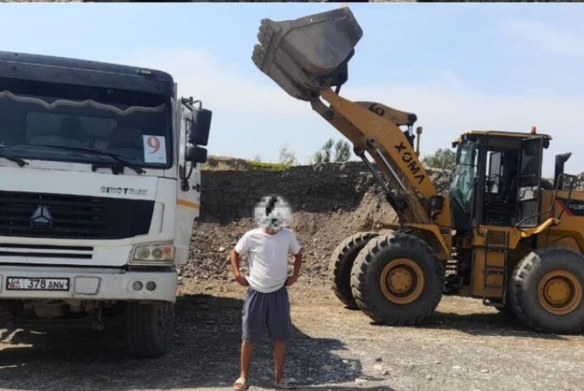На реке Кок-Арт пресекли незаконную добычу песка и гравия