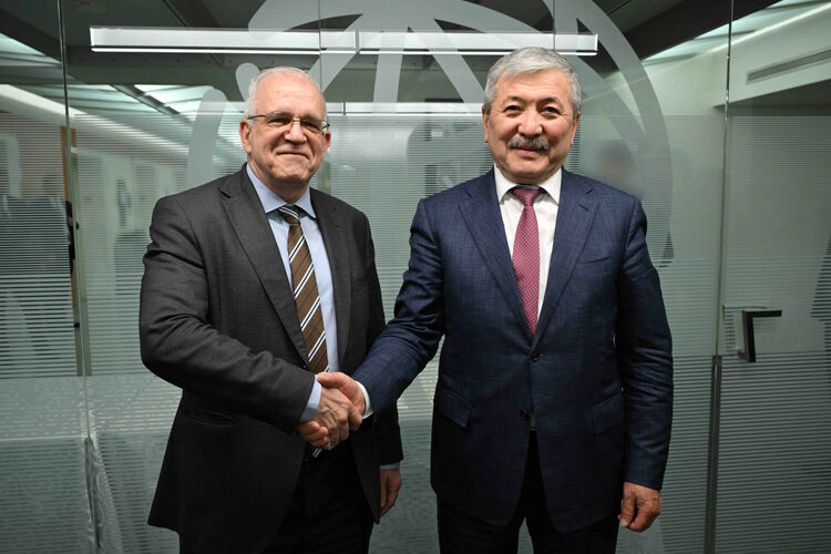 Cabinet Chairman, World Bank discuss Kambarata-1 HPP project