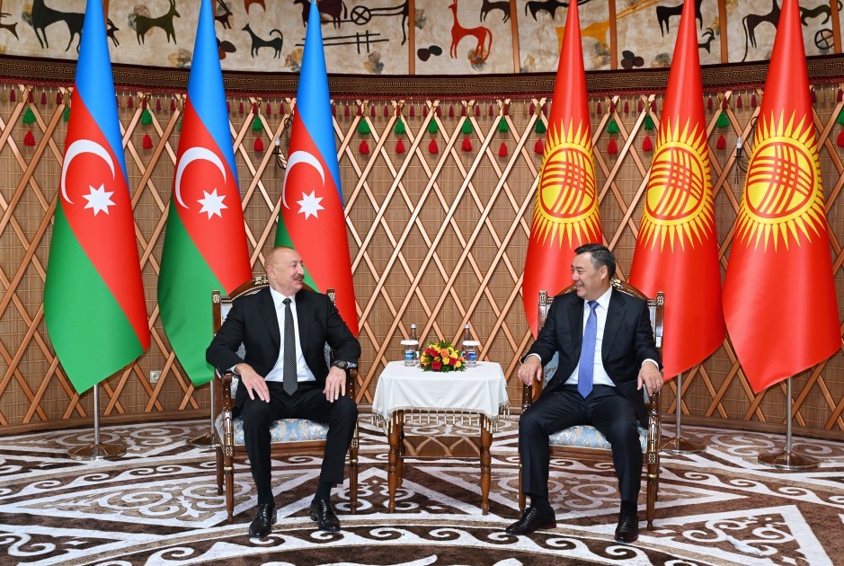 Состоялась встреча президентов Азербайджана и Кыргызстана «один на один»-ФОТО