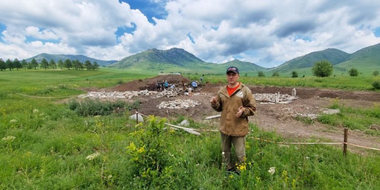 Rare Kyrgyz burial site dating back to 9th-10th centuries discovered in Altai